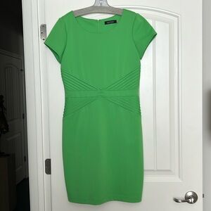 Ellen Tracy Beautiful Kelly Green Dress